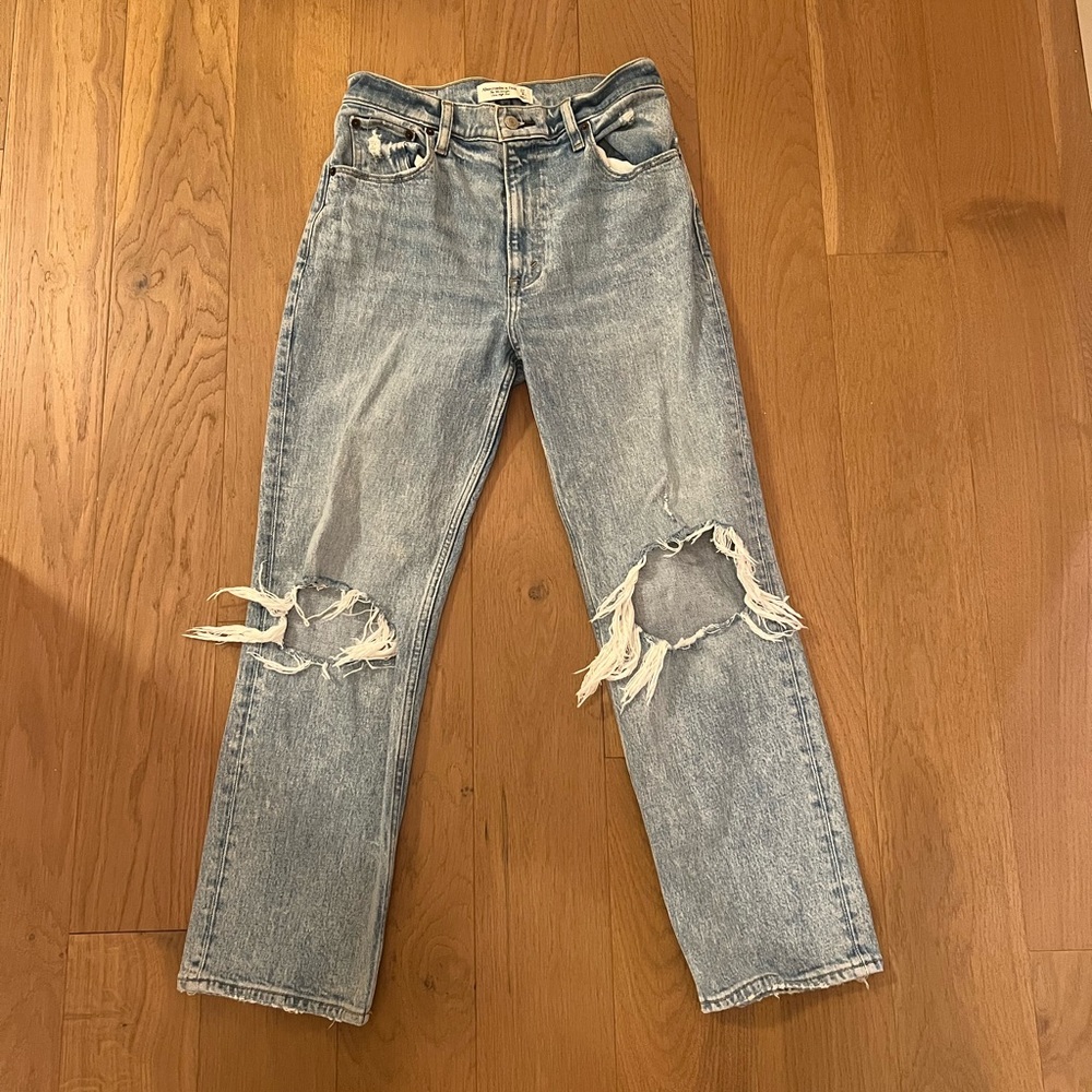 Abercrombie 90s Straight Ultra High Rise Jeans